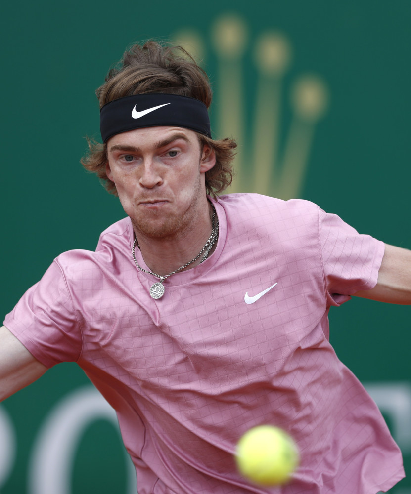 作不仅与球 作不仅与球