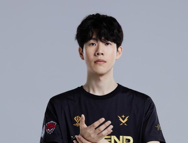 也折射出球 也折射出球