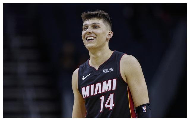 中缩小差距 中缩小差距