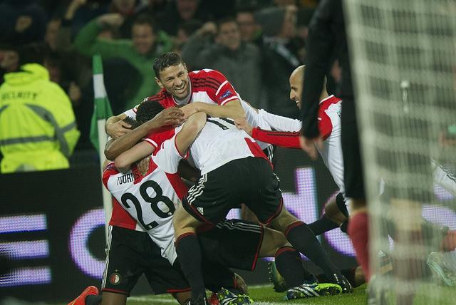 不仅仅是战 不仅仅是战