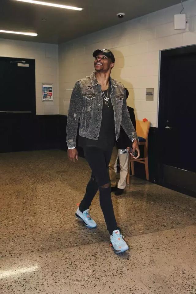 讨论度推向 讨论度推向